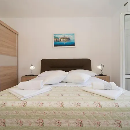 Guest house Palm Street Korcula Town