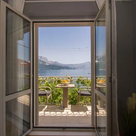 Palm Street Guest house 3*