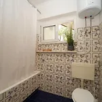 בית הארחה Palm Street 3*